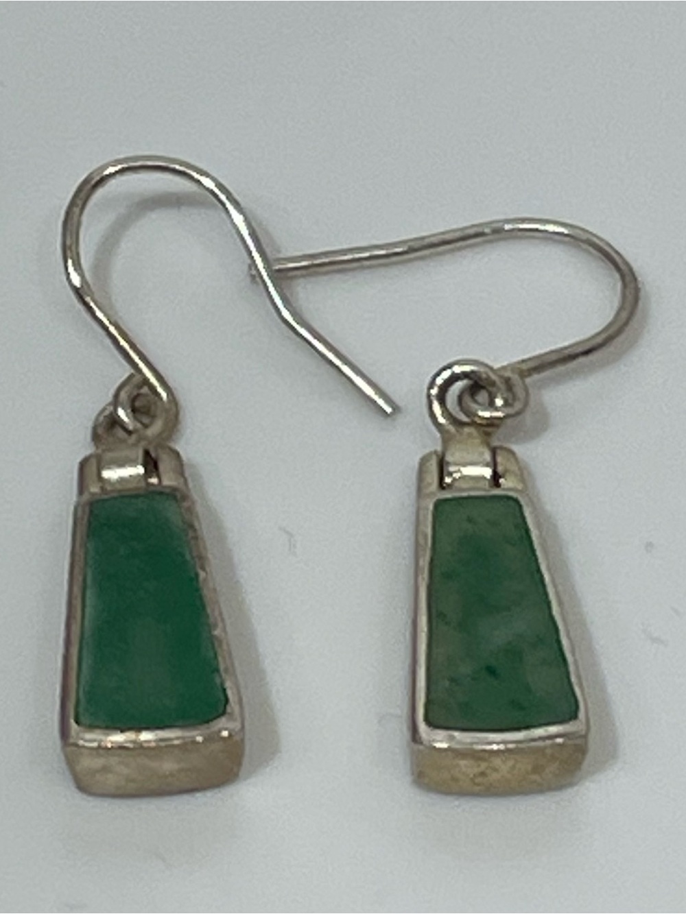 925 Sterling Silver Natural Emerald Gemstones Earrings Excellent Shape